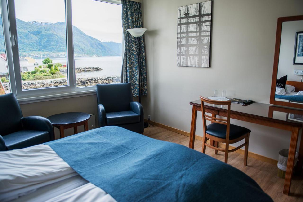 Leikanger Fjordhotel - Unike Hoteller Exteriér fotografie