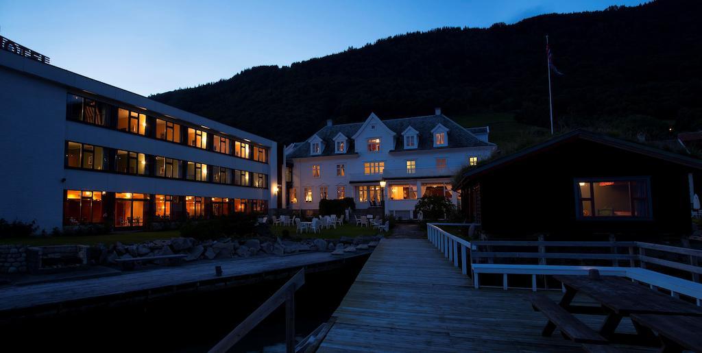 Leikanger Fjordhotel - Unike Hoteller Exteriér fotografie