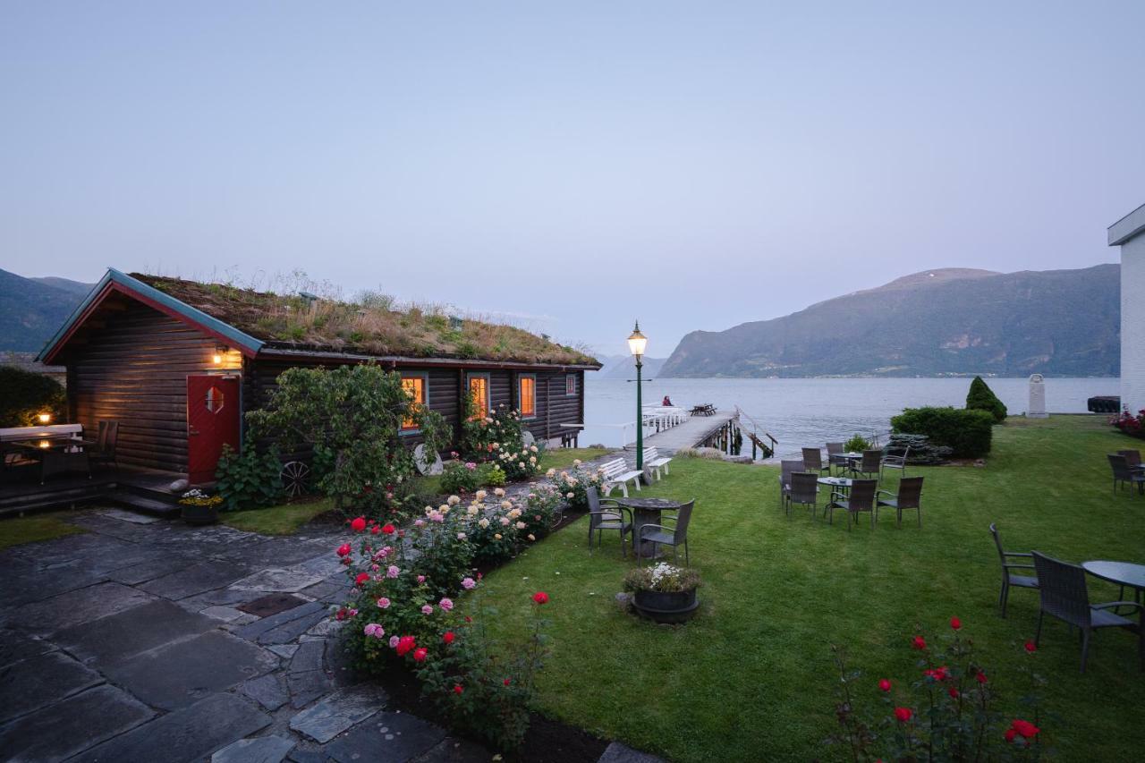 Leikanger Fjordhotel - Unike Hoteller Exteriér fotografie
